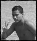 Aluno da vida;Mecânico Indústrial;Vistoriador de contêiner.Não tenho preferências musicas e sim fazes para ouvi-las.Últimamente tem sido o Reggae.E quem ñ gosta