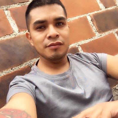 setzep's profile picture. Eres el capítulo donde mi corazón decidió escribir: “Aquí me quedo”.