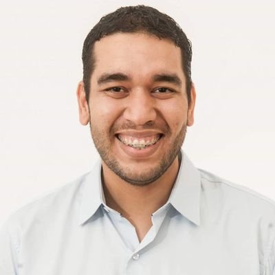 Historiador na Fundação Cultural de Brusque-SC
Doutor em História (Udesc)
Mestre em Patrimônio Cultural e Sociedade (Univille)
Licenciado em História (Univali)