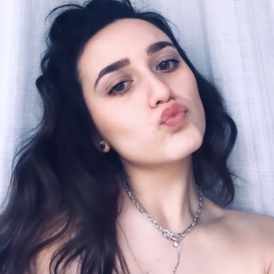 sharonficara4's profile picture. focus on me🤍