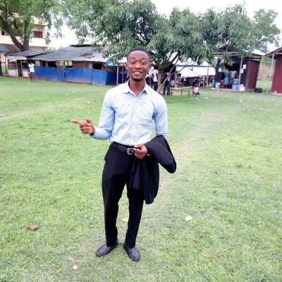 An ichthyologist (Fish_Boy), Burns survivor, football lover (Chelsea fan),