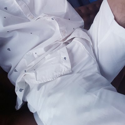 OmcsYuyserxsQSO's profile picture. 