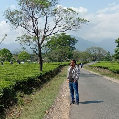 TuhinSubhraDa20's profile picture. 