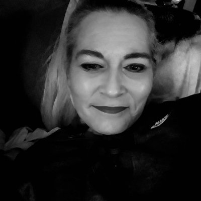 Michelle_E72's profile picture. I love art music and my pug Bugsy.