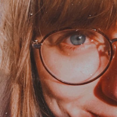 murmures_maggie's profile picture. Stop all the clocks, cut off the telephone. (W.H.Auden)