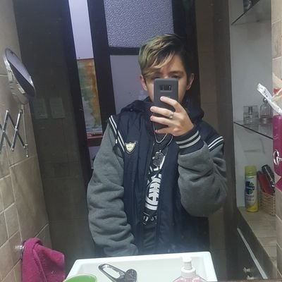 soy un scoutt y me encantan los video juegos tmb busco novia