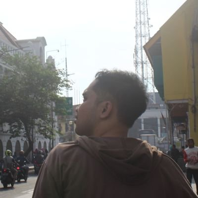 Kejar target jadi Selebtweet centang biru
