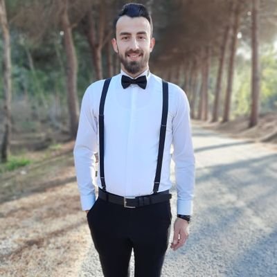 Dünya 3 gündür dün bügün ve yarın... Dün, geçti yarının geleceği belli değil öyleyse bügünün kıymetini bill...