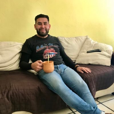 ZizaGlez's profile picture. Hecho en México 🇲🇽. Ing. Sistemas Computacionales. Before I die!