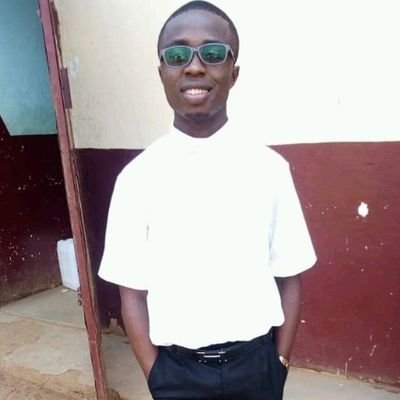 Catholic Seminarian. Open thinker, Critical mind. Football lord. proudly 🇨🇲🇨🇲🇨🇲🇨🇲🇨🇲 and proudly 🇻🇦🇻🇦🇻🇦🇻🇦💪💪💪💪 Love challenges.