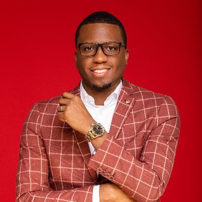 DMV Digital Coach for Grow with Google, Keynote Speaker, Author, & Podcast Host.