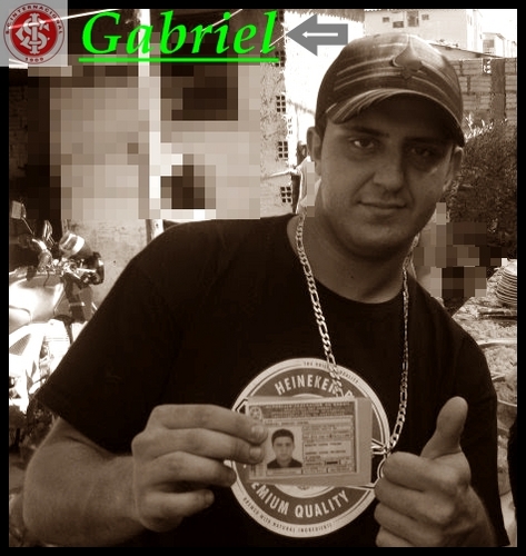 Nascido em Porto Alegre no dia 25 do Mês de Novembro de 1987, atualmente morador de Canoas. Cara na Boa que valoriza uma boa amizade... Colorado de Coração!⚪️🔴