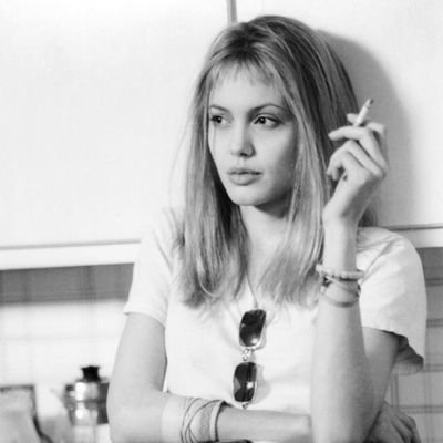 exposing_influ's profile picture. 