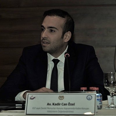 Akademisyen • Hukukçu • Arabulucu | Academician • Lawyer • Mediator