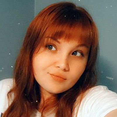 juliananderson_'s profile picture. smile more 🙃