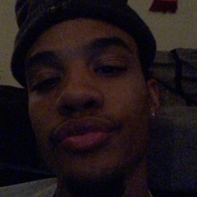 Bri_anlee's profile picture. 