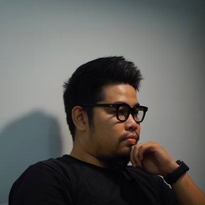 ThuanNguyen1303's profile picture. I do design, lived in Saigon…Cocktail and good food are a weekend must-have.