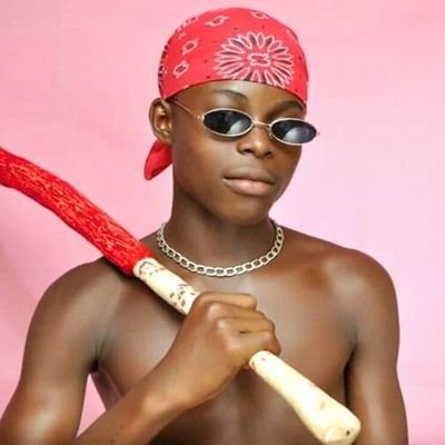 King of afropop
Singer 🎙 🎙
Music 🎷 world 🌏
👆👆👆