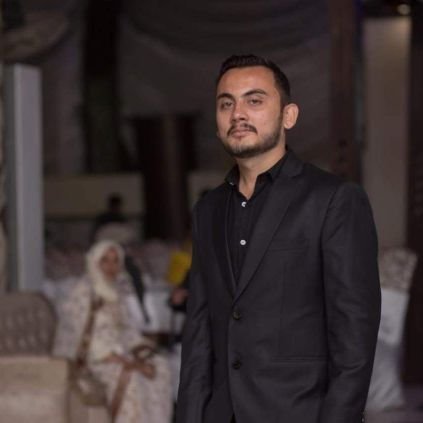 HaiderNaqvi2's profile picture. 𝐃𝐢𝐠𝐢𝐭𝐚𝐥 𝐜𝐨𝐧𝐭𝐞𝐧𝐭 𝐜𝐫𝐞𝐚𝐭𝐨𝐫 | 𝐂𝐨𝐩𝐲𝐰𝐫𝐢𝐭𝐞𝐫 | 𝐒𝐭𝐨𝐫𝐲𝐭𝐞𝐥𝐥𝐞𝐫.

Wordsmith by craft, storyteller by passion.