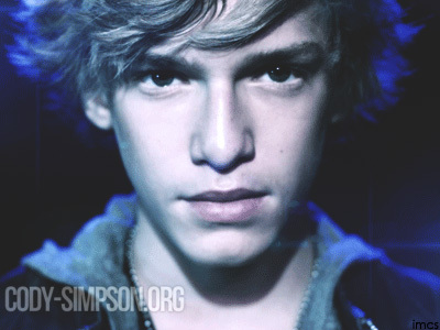 Nos encanta Cody Simpson y por es por eso que hicimos este twitter (: el dia O1/O2/11 Cody nos siguio:)