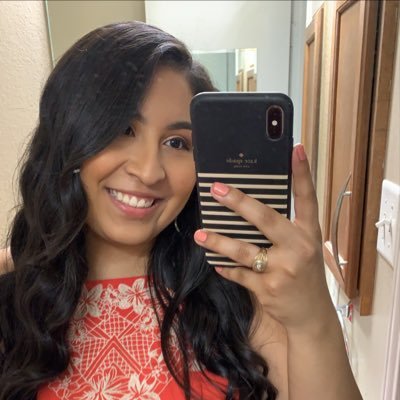 WalkingStick18's profile picture. tamu alumna | cuídate bien, pórtate mal