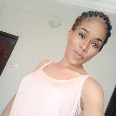 GloriaOluchi12's profile picture. Always let love lead😚😍