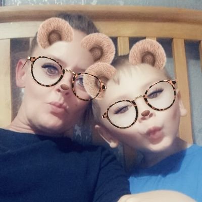 Am a mum of 4 boys,  love dance music,trance,house music,and Liverpool fc,spending time wid my boys and family and friends and loves nites out.