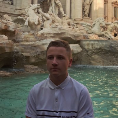 nicolasthlr's profile picture. Insta: nicolasthlr