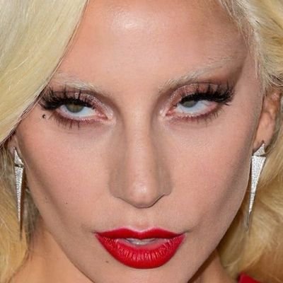 nataliagrd5's profile picture. ARTPOP



Lady Gaga



Instagram :natalia.gragouda