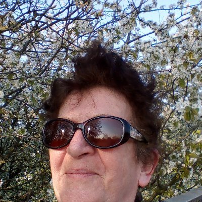 Retired Nurse, gardener, holistic therapist, academic, love people, animals, nature, music, poetry. Socialist and humanist🌹🕊️🌙