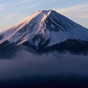 29歳/子持ち/サラリーマン/30間際で新しいことに挑戦したい気持ちが芽生えWebデザインに挑戦中。日々の進捗の記録。#相互フォロー#相互#フォロバ