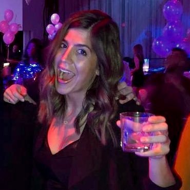 MarianneMusi's profile picture. Established writer ever since Buzzfeed included one of my tweets in an article about the 90s.