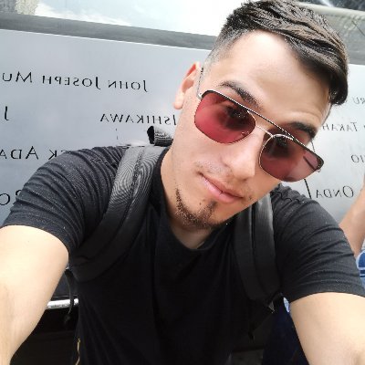 CharleyLandanLV's profile picture. ;}