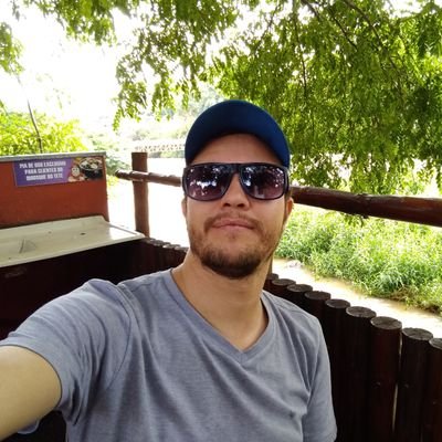 Sempre descobrindo, aprendendo e interagindo com inteligência, sendo resiliênte com o mundo e pessoas.