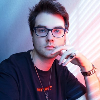 kiwiz_yt's profile picture. competive switch fortnite player go follow @GolfOniPad