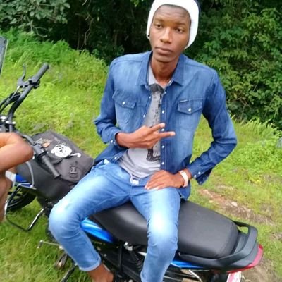 MBokira's profile picture. La vie c'est la famille
#Olympique_de_Marseille