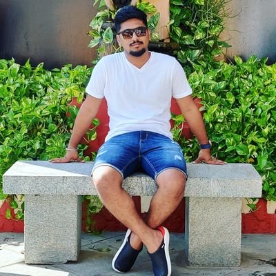 bhardwwaj69's profile picture. #Software_engineer #wanderlust #live_nd_let_live❤️
