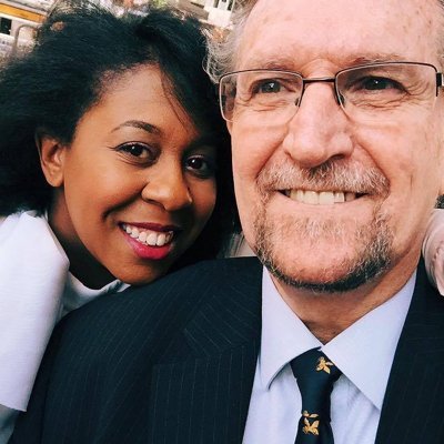 music historian @UF (🇬🇧, Britten, opera, men, postwar/modernism, #dighum/AI) | widow of @leboyfriend | NYC born, Tar Heel bred | OTBC | 1903 ❤🌹 she/her🏳️🌈