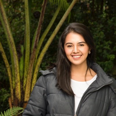 Diseñadora de Comunicación y Producto de la Universidad de Los Andes.
Enfoque en Biodiseño y Marketing