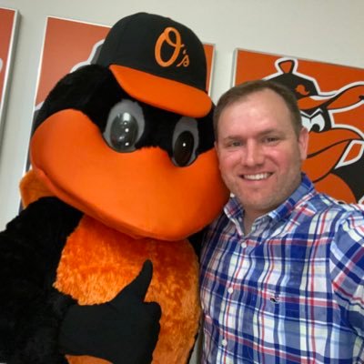 #Orioles fanatic! #Redskins #Capitals #Ravens & #Nationals. Media & Comms by trade. I tweet about Law Enforcement, Defense, Nat Security & the O’s! Balmer hon!