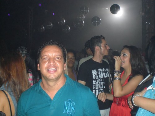 tino ferreira musico empresario, proprietario na escola de musica e comercio de instrumentos musicais Tino Ferreira----Sertãozinho SP.