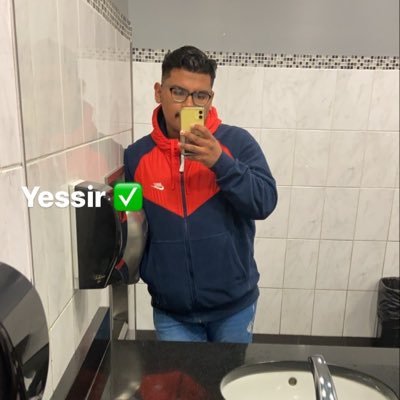 Mannyuzamaki's profile picture. psalms 119:93 ❤️: 👨‍👩‍👧