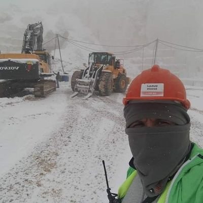 Mehmet61730316's profile picture. 05059709122