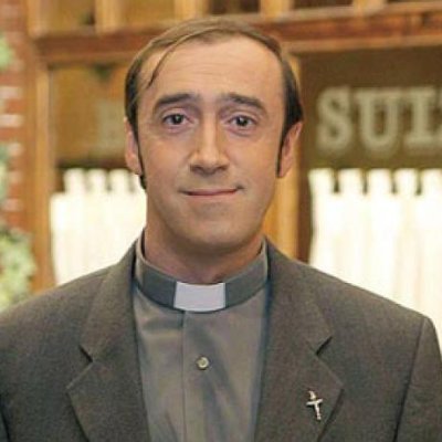 Pasaros a comprar mi último disco: -Vamos, vamos, que nos casamos - Sombra aquí, sombra allá, confiésate, confiésate. - Homilía, Homilía - Rezame mucho