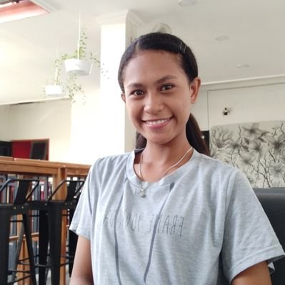 MegiSaida's profile picture. Tertawa.
Saat anda tertawa orang sulit mengerti apakah itu tawa sedih atau bahagia 😂😂