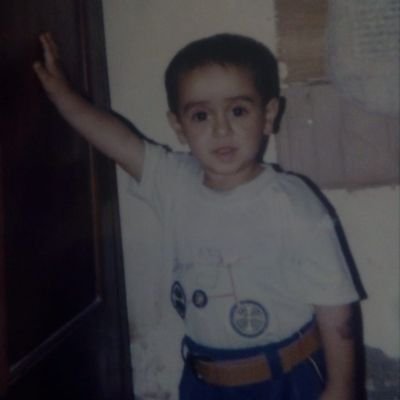 1wt3Pypi942c6hf's profile picture. 
