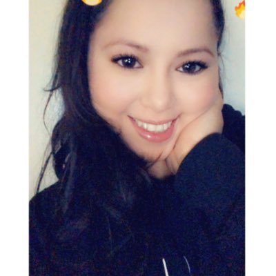 Karolynuh's profile picture. 