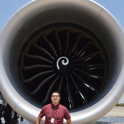 AvGeek, locutor y fotógrafo especializado en aviación. Fan del metal 🤘🏻✈👨‍✈️

Tuits personales.