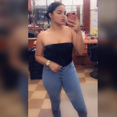 sonreír para que pase de ser percibida la tristeza 💓💙