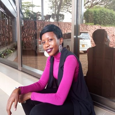 LyzKatende's profile picture. 